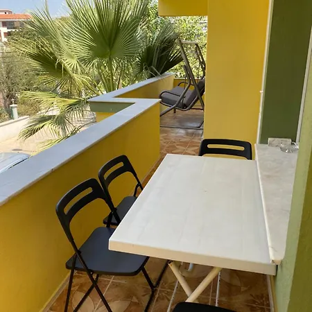 Your New, Comfortable And Cozy In The Center * Сеферихисар