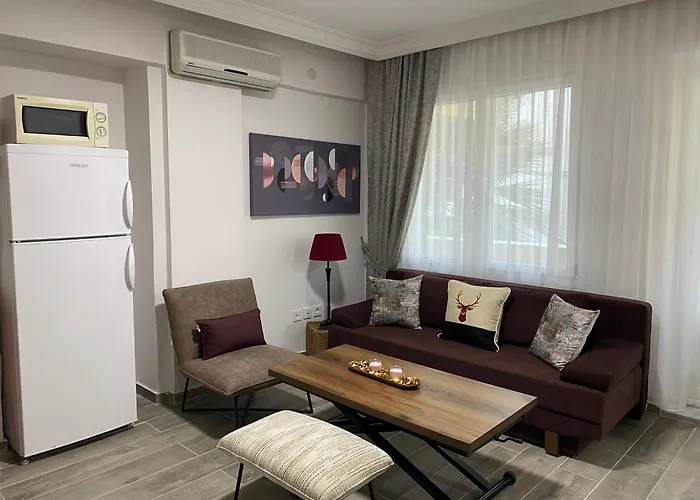 Your New, Comfortable And Cozy In The Center Seferihisar