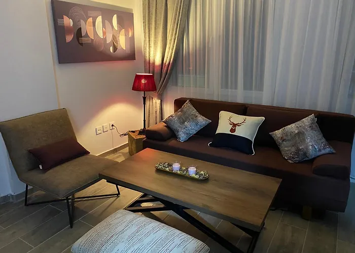 Your New, Comfortable And Cozy In The Center Appartement Seferihisar